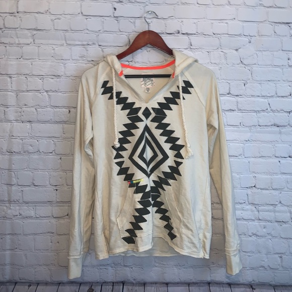 Billabong Tops - BillaBong Cream & Black Pattern Hoodie size S